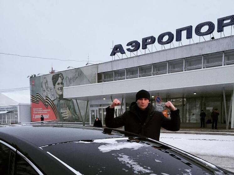 Актер Николай Наумов резко ответил красноярской журналистке на вопрос о городе