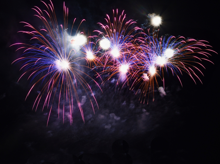 В Красноярском крае вводят запрет на фейерверки и петарды в новогодние и майские праздники