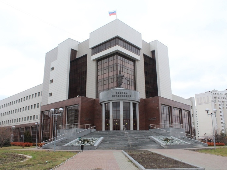 Суд решил, что экс-главу Режа Ивана Карташова уволили в связи с утратой доверия