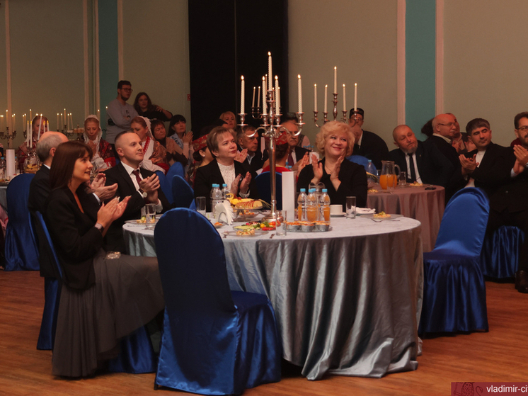 Владимирские власти увеличили гранты для НКО и наградили лучших общественников