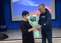 Глава Тазовского района Виктор Югай начал череду традиционных предновогодних поездок по северным поселениям муниципалитета