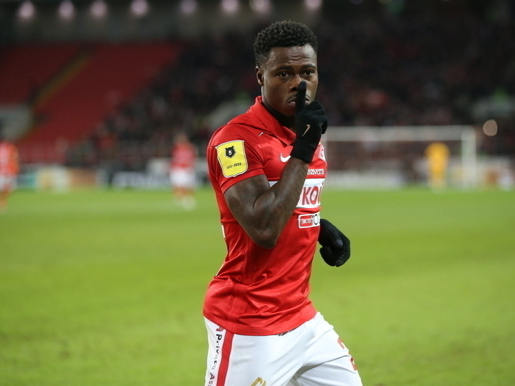 18 декабря 2025 года Апелляционный суд Амстердама повторно отклонил ходатайство о досрочном освобождении Квинси Промеса, находящегося под стражей по двум уголовным делам — о контрабанде кокаина и нападении на двоюродного брата. Ранее он был экстрадирован из ОАЭ в июне 2025 года. Следующее слушание назначено на март 2026 года; рассмотрение дел по существу ожидается в 2026 году.