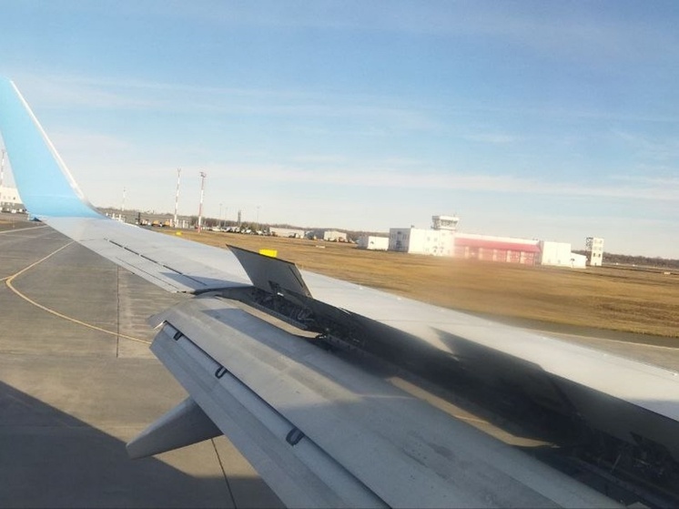 Рейс из Калининграда в Саратов сел в Казани из-за запрета на полеты