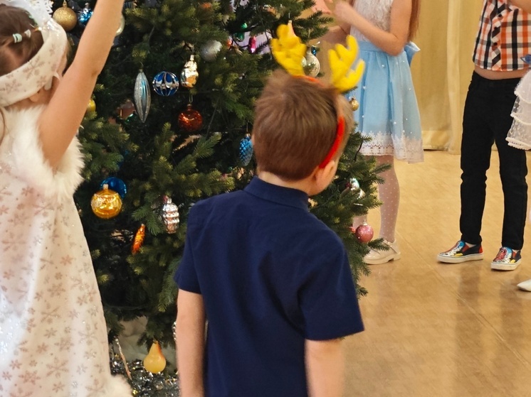 Для дошколят Вологды проведут более 800 новогодних утренников