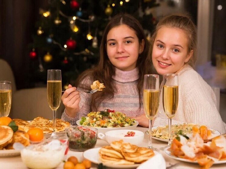 Топ-советов,  как не набрать вес на новогодних праздниках и сберечь фигуру