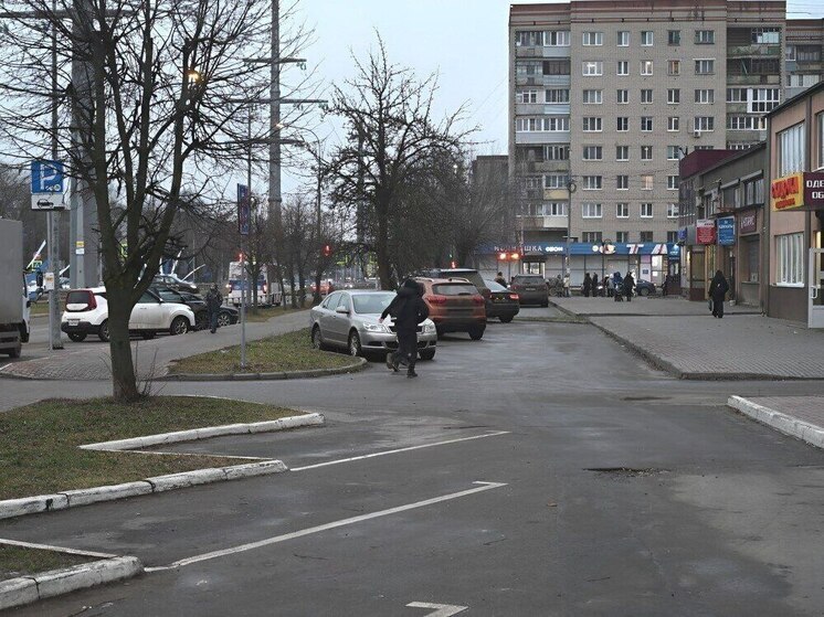 В Серпухове продолжается тестирование системы платных парковок