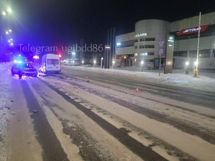 В Югре автоледи с месячным стажем устроила ДТП со скорой помощью