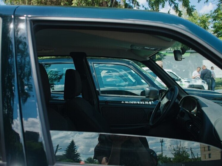 Пензенцам объяснили, почему отсутствие большого пальца мешает водить машину с механической коробкой