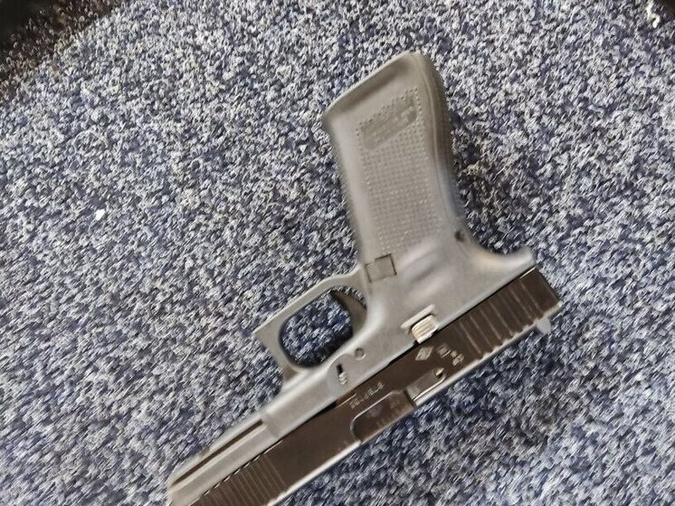 Водитель на «Рендж Ровере» устроил стрельбу на трассе «Кола»