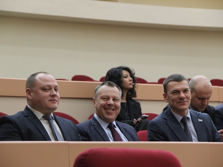 Депутаты приняли бюджет Саратова с дефицитом 1,9 млрд рублей