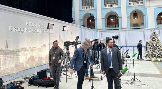 Подготовка к прямой линии с президентом России Владимиром Путиным