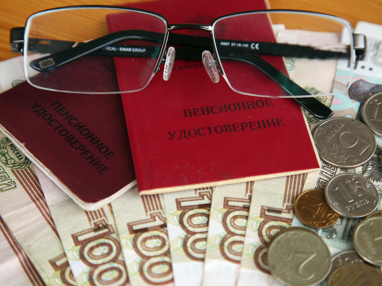 Восьмидесятипятилетнему баварцу дважды удалось заманить в ловушку телефонных мошенников, пытавшихся выманить у него наличные и ценные вещи