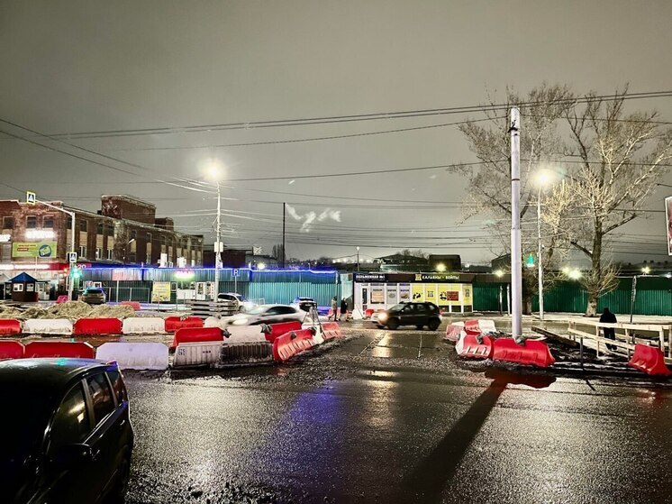 В Саратове продлены ограничения движения у "Навигатора"