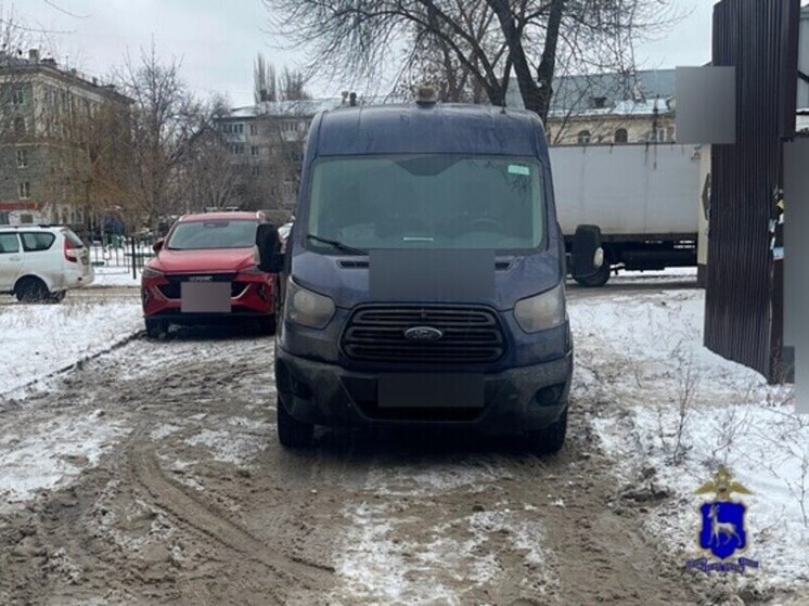 Водитель Ford сбил 86-летнюю пенсионерку в Самаре при выезде задним ходом