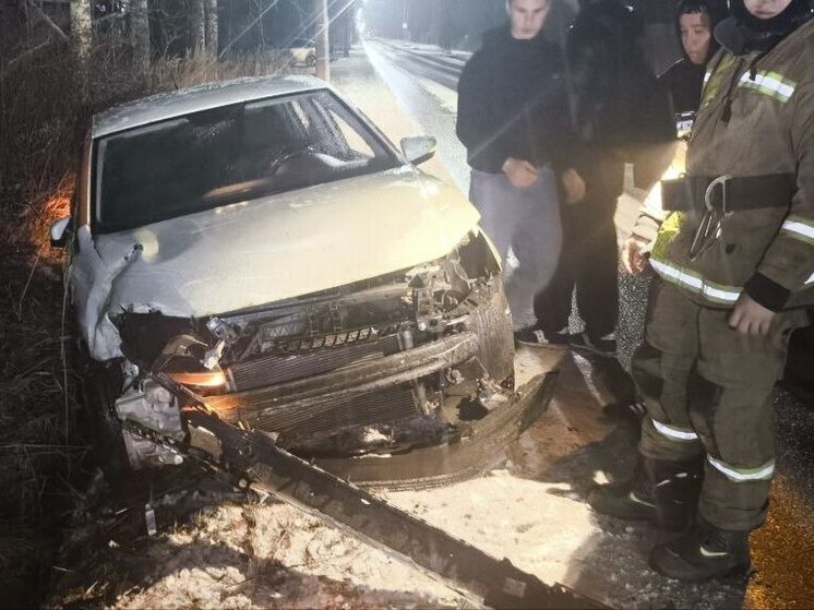 За сутки в ДТП в Ленобласти двое погибли и двое пострадали