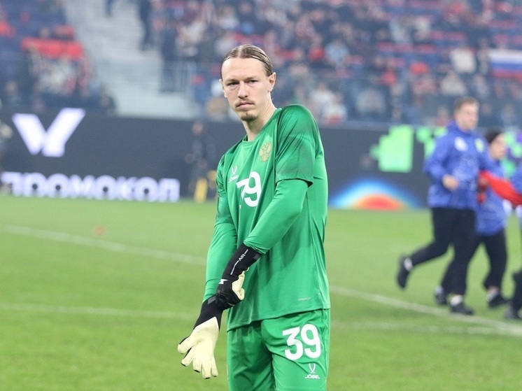 Эксперт Мезинцев: зарплата Сафонова в ПСЖ несопоставима с доходами российских футболистов