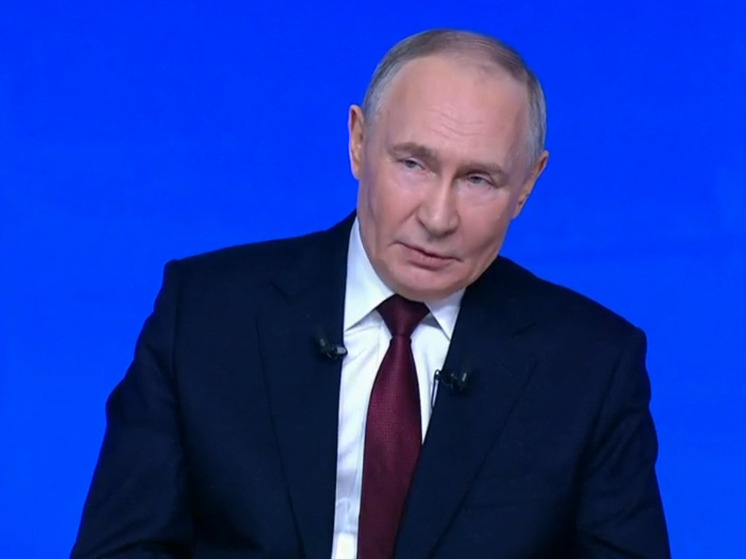 Прямая линия с Владимиром Путиным началась