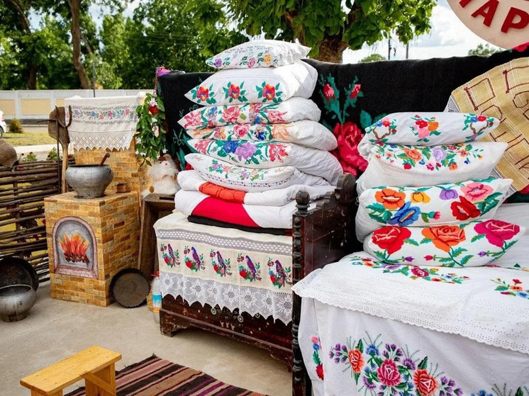 Почему девушкам Калмыкии завтра следует сесть за шитье приданного