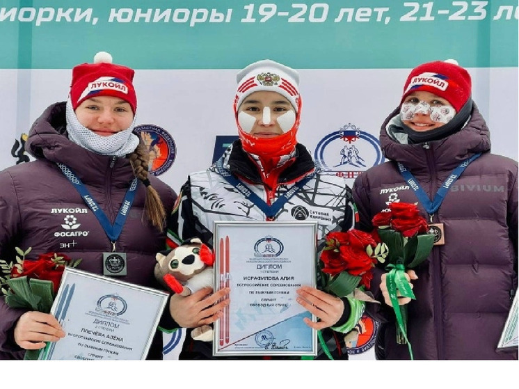 Лыжница из Петрозаводска выиграла бронзовую медаль на Всероссийских соревнованиях среди юниоров и юниорок в Тюмени