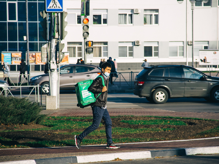 Зарплаты курьеров в Рязанской области выросли на треть и превысили ₽150 000