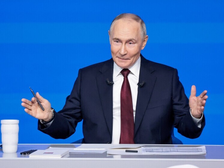 Путин пояснил, кого имел в виду под "подсвинками"