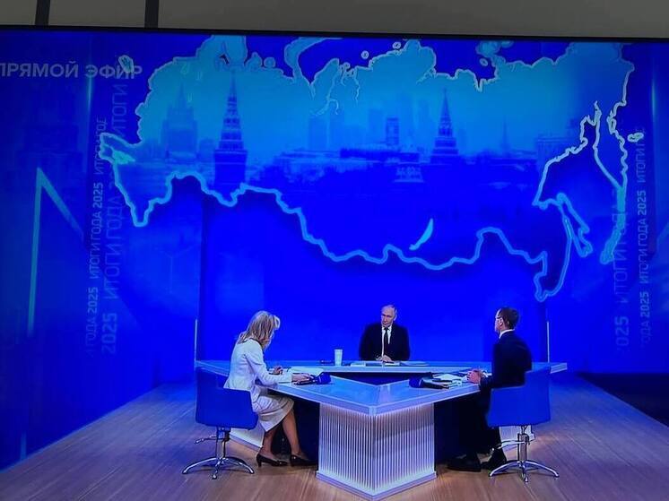 Владимир Путин поблагодарил глав регионов за развитие программы «Время героев»