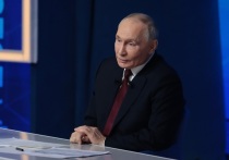 Президент России Владимир Путин во время прямой линии сделал заявление, которое напрямую затронет девелоперов и дольщиков: мораторий на взыскание неустойки с застройщиков, который действует со времен пандемии COVID-19, продлевать не плпнируется