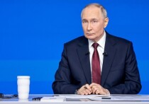 Владимир Путин продолжает отвечать на вопросы россиян