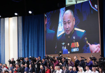 Президент России Владимир Путин пригласил на «Прямую линию» командира штурмовой роты, Героя России Нарана Очир-Горяева, который поделился подробностями операции по освобождению Северска в Донецкой Народной Республики