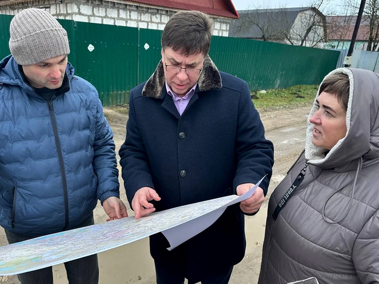 Специалисты посетили деревню Тверской области, жители которой пожаловались на прямую линию с Президентом России