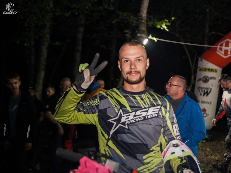 Представьте ритм жизни, где почти каждые выходные — это не отдых, а новая точка на карте, новая трасса и новый старт