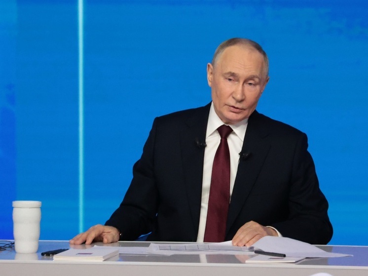 Путин заявил, что России удалось достичь полного цифрового суверенитета