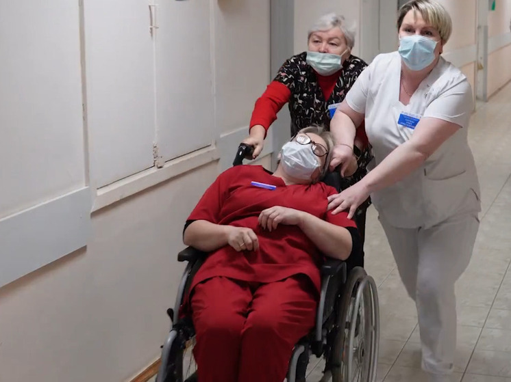 В Гатчинской больнице медперсонал сам потушил условно-учебный «пожар»