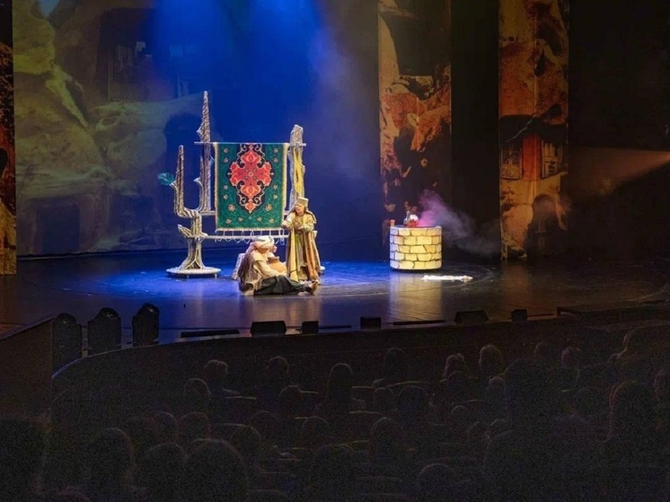 В Театре юного зрителя прошла Елка главы Екатеринбурга