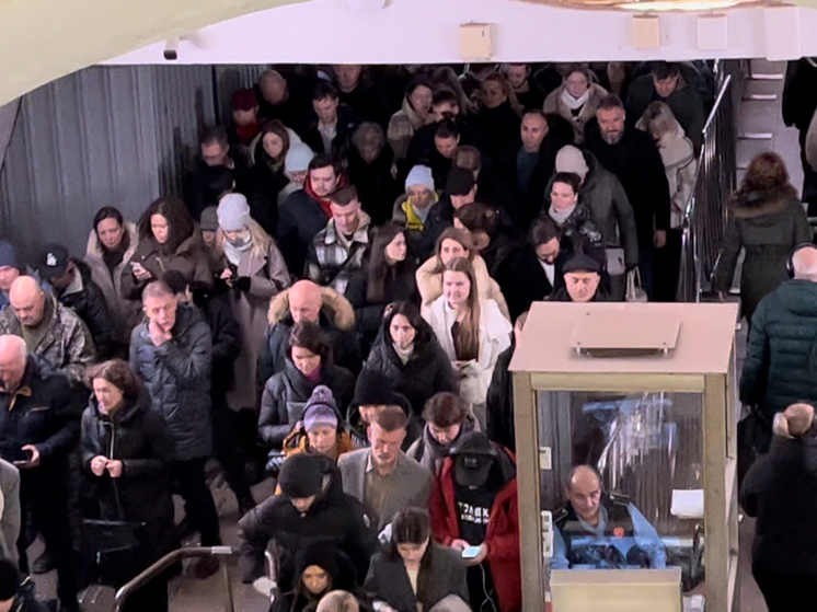 Прямая линия и пробки в 7 баллов: как центр Москвы встал из-за обращения Путина