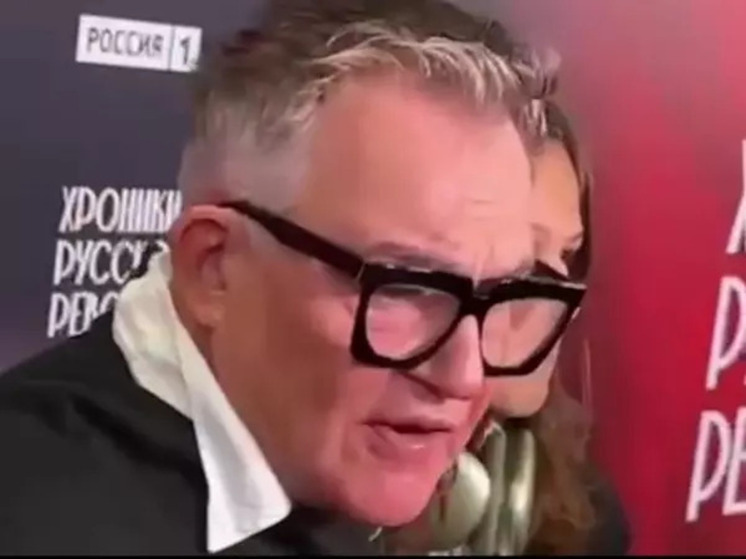 Дмитрий Дибров пожаловался на уход бывшей жены