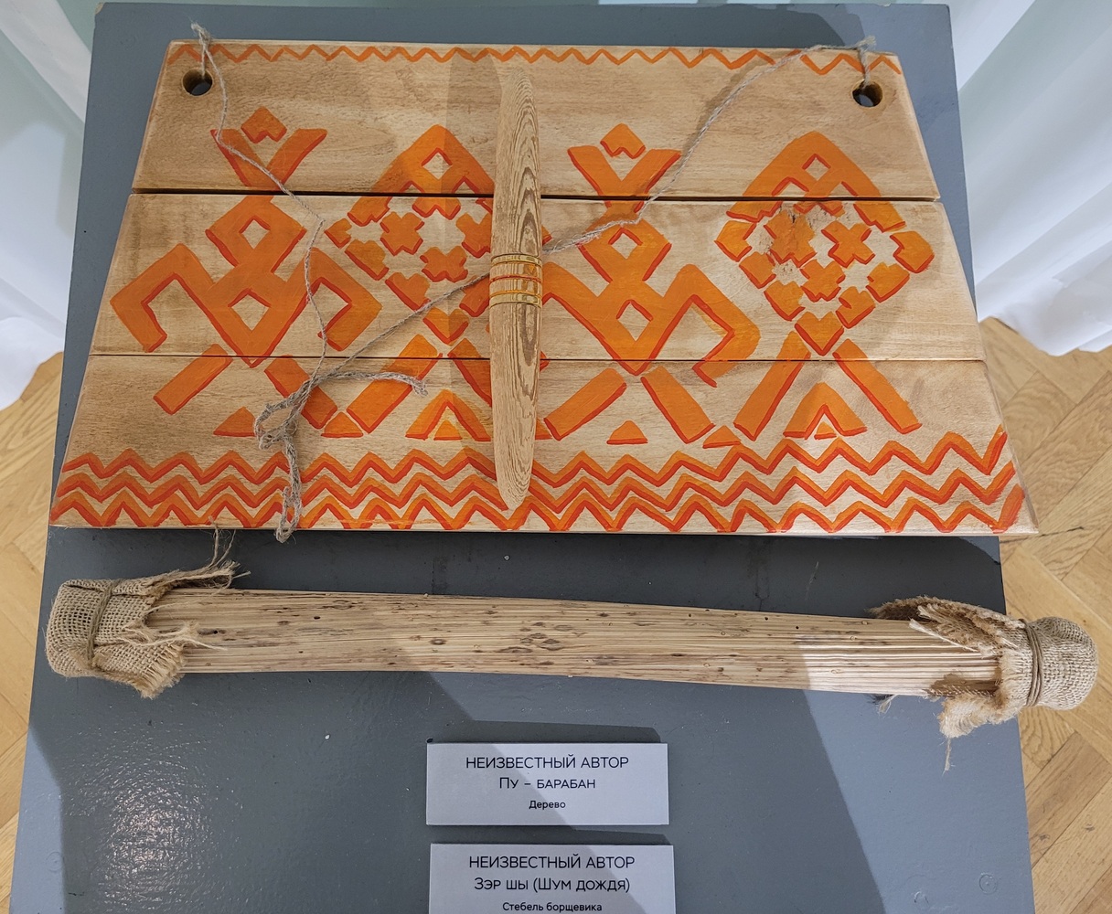 Звуки Севера: в Краснодаре открылась выставка «Коми народные инструменты»