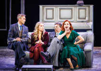 13 декабря в Театре Эстрады прошла премьера спектакля «Одни во вселенной» — наша интерпретация пьесы Вуди Аллена «Central Park West» (реж