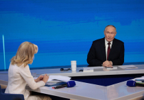 Среди последних вопросов, заданных президенту на исходе четвертого часа «Итогов года с Владимиром Путиным», оказался едва ли не наиболее трудный для предметного ответа