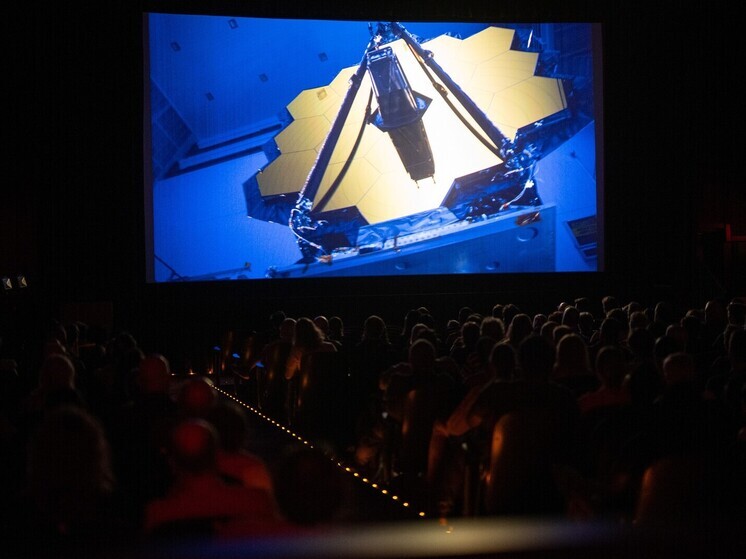 Необычную планету-лимон открыли с помощью телескопа "Джеймс Уэбб"