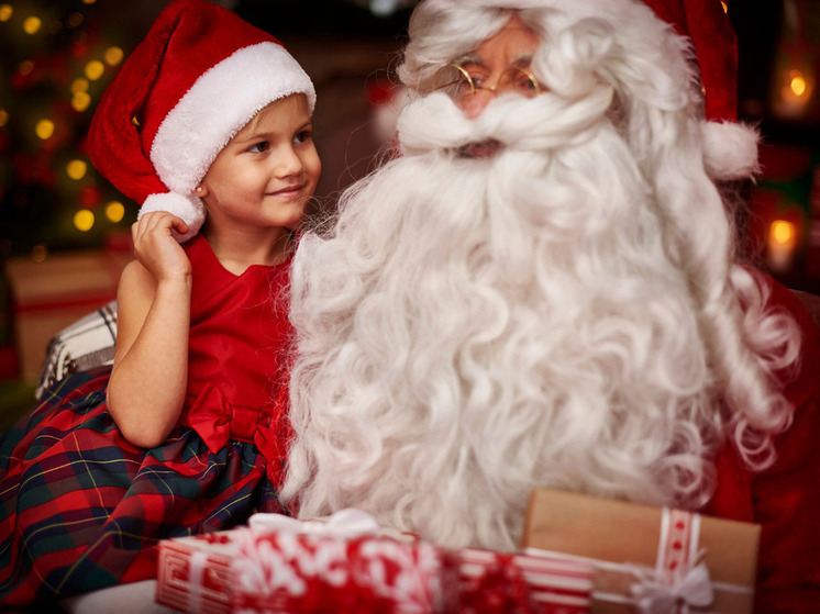 Детям Удмуртии представили виртуального Деда Мороза