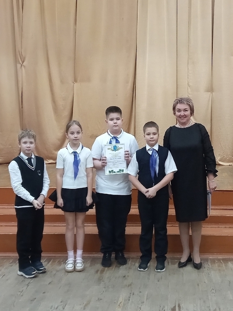 В школе №6 Коряжмы прошел конкурс проектных работ «Ярмарка проектов»