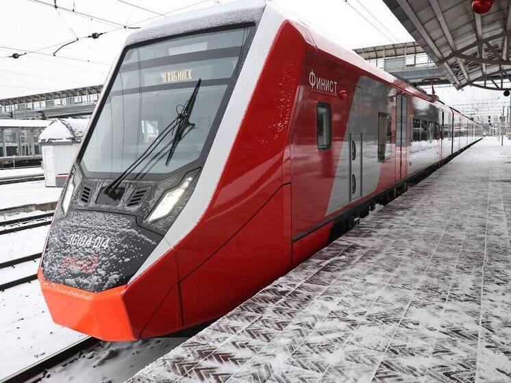 За год «Финист» перевез почти 250 тысяч пассажиров по маршруту Челябинск — Екатеринбург
