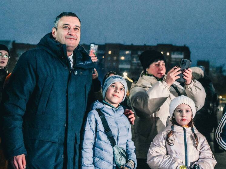 В Курске официально дан старт новогодним праздникам