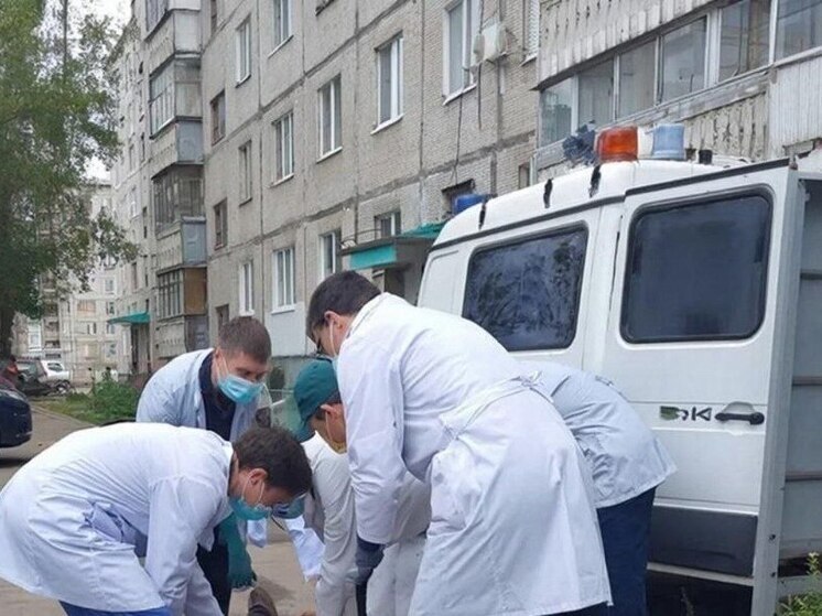 Появились подробности трагедии с выпавшей из окна многоэтажки в Воронеже женщиной