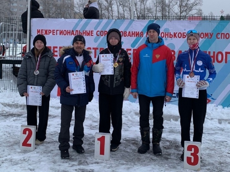 Карельские конькобежцы завоевали медали на Первенстве в Вологде