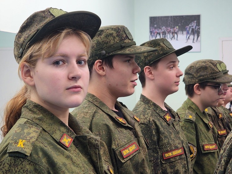 Девять новобранцев в Протвино дали клятву в клубе «Десант»
