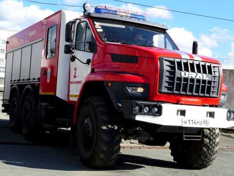 На стройплощадке в Южно-Сахалинске при пожаре пострадал мужчина