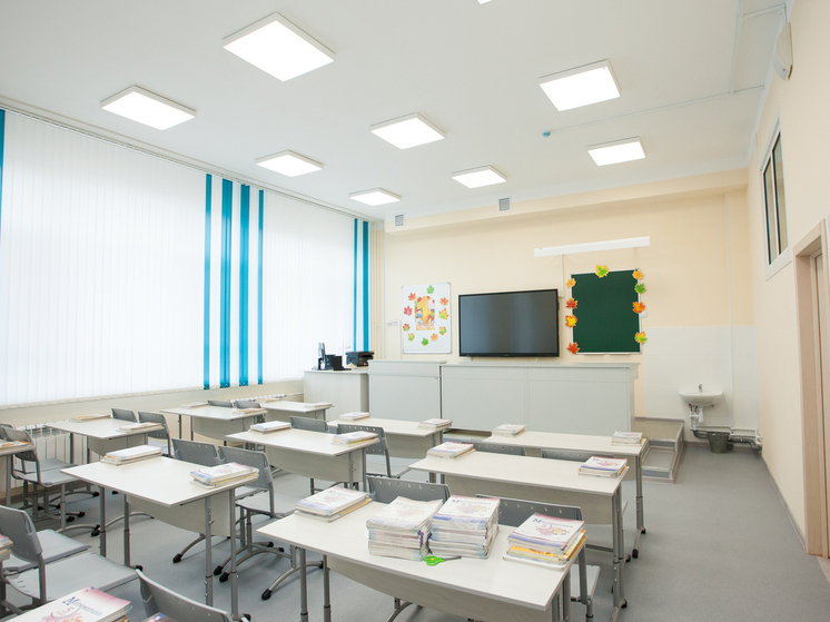 Звуки стрельбы в новосибирской школе оказались учебной тревогой