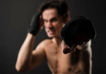 Учёные из Кильского университета и Университета Алабамы экспериментально доказали, что крепкое словцо не просто помогает «выпустить пар», но и реально повышает физическую работоспособность